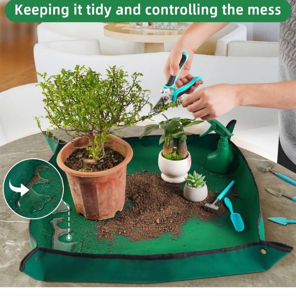 Green Gardening Mat 29.5 X 29.5 New
